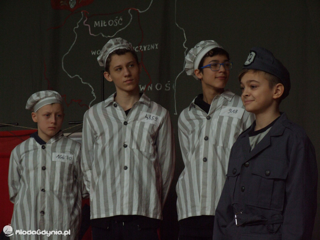 SP 21 - ŻYWE LEKCJE HISTORII