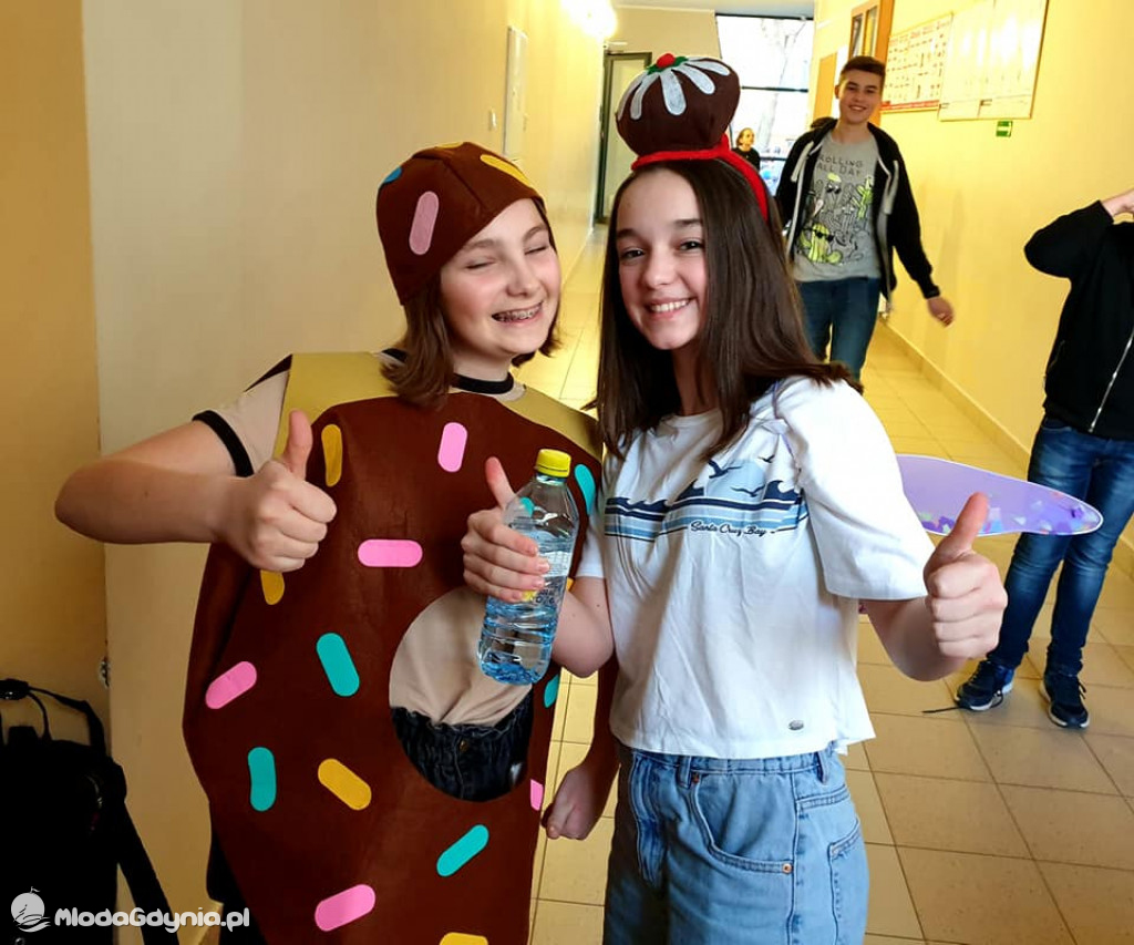 SP 18 - Bal karnawałowy klas starszych