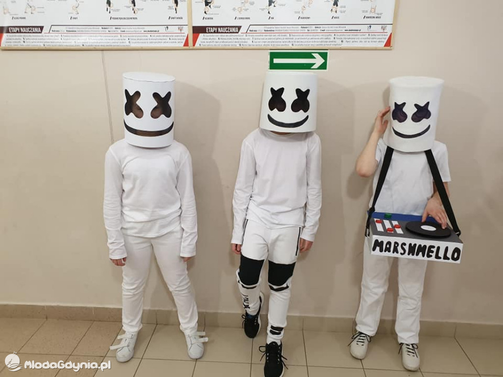 SP 18 - Bal karnawałowy klas starszych