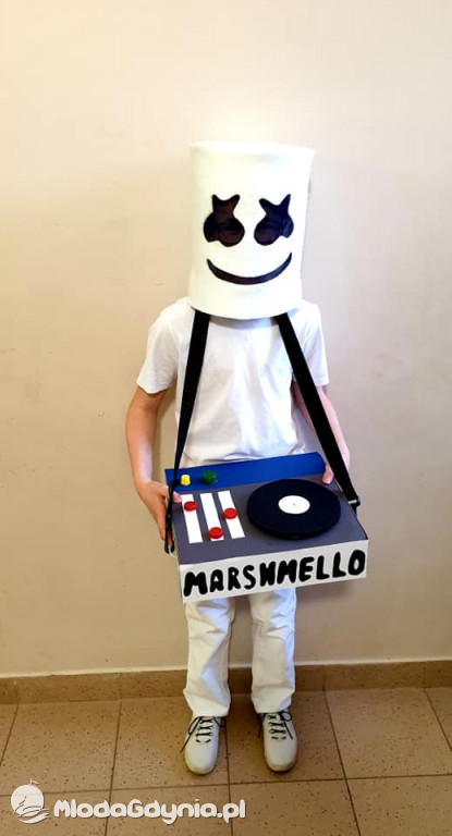 SP 18 - Bal karnawałowy klas starszych