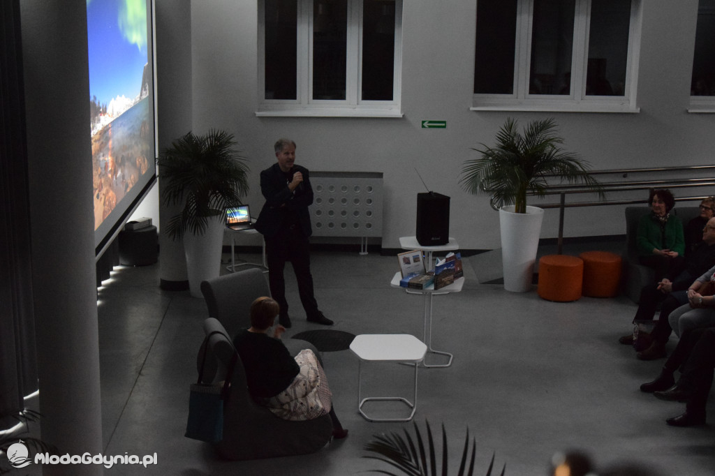 W pościgu za zorzą w ZSAE - 23.02