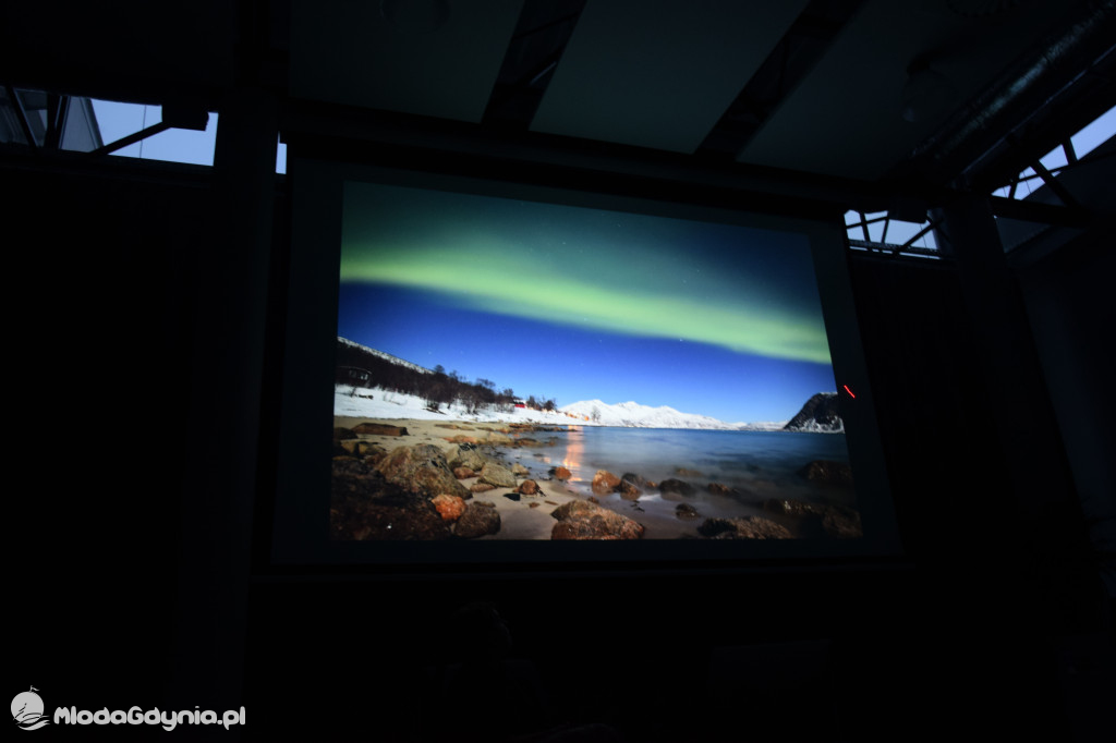 W pościgu za zorzą w ZSAE - 23.02