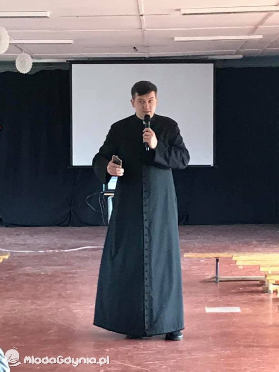 IX LO - Szkolne Rekolekcje prowadzone przez ks. Łukasza Grelewicza