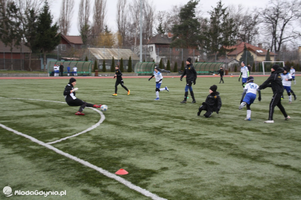 AP Bałtyk Gdynia 2007 - Czarni Pruszcz Gdański 0:2