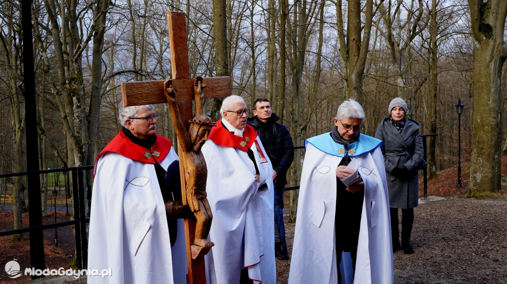 Wejherowo - droga krzyzowa w intencji 10 letniego chłopca