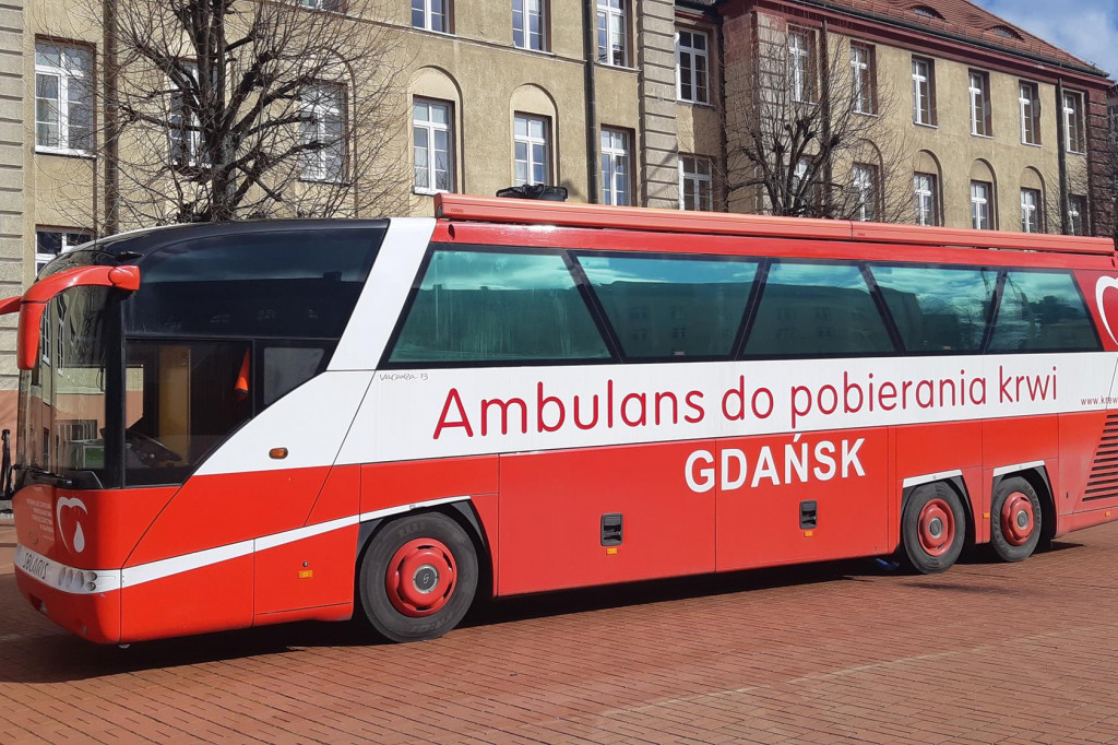 Akademia Marynarki Wojennej odpowiada na apel o krew - foto Wojciech Mundt