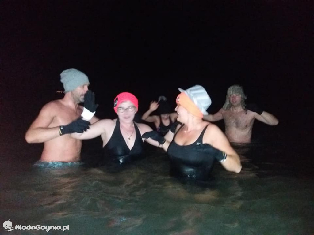 Morsowanie przy pełni księżyca - w czapkach i nie tylko 9 marca 2020