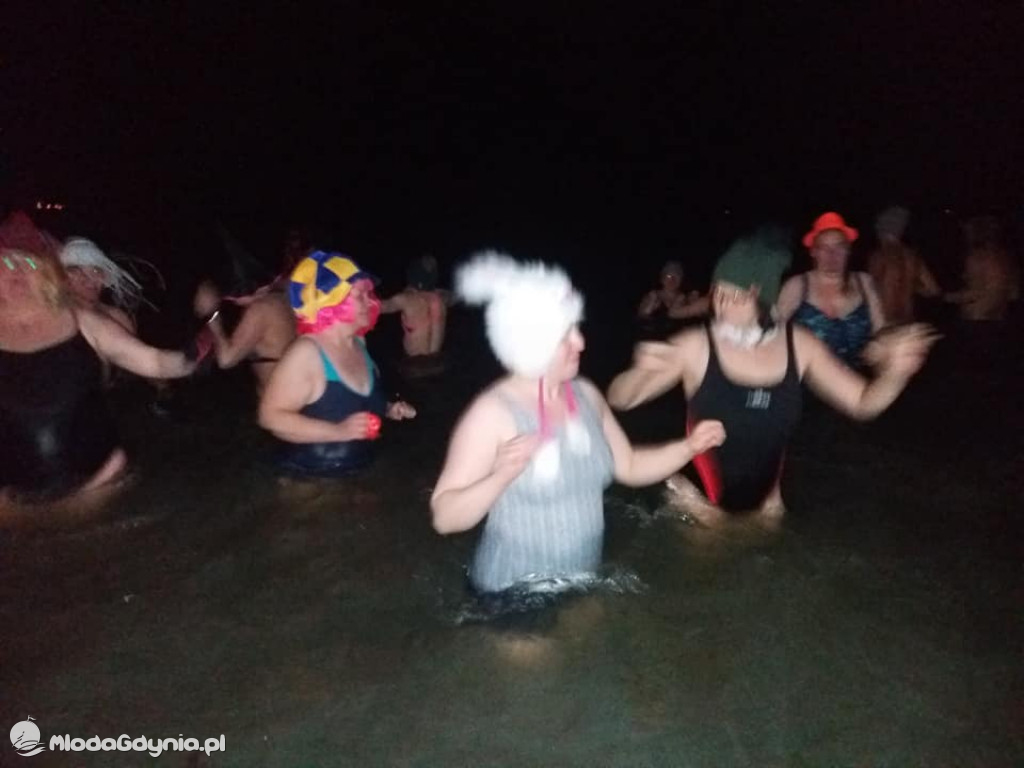 Morsowanie przy pełni księżyca - w czapkach i nie tylko 9 marca 2020