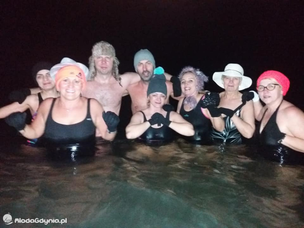 Morsowanie przy pełni księżyca - w czapkach i nie tylko 9 marca 2020