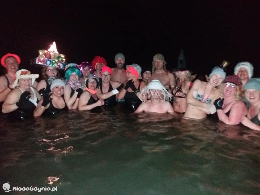 Morsowanie przy pełni księżyca - w czapkach i nie tylko 9 marca 2020