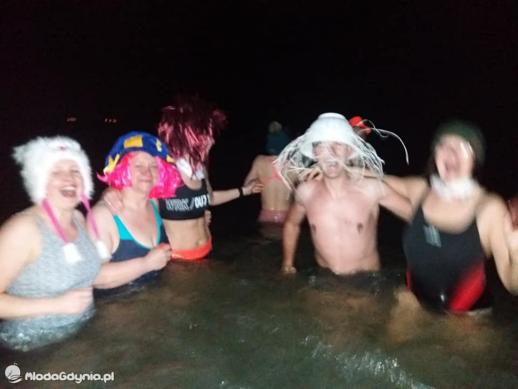 Morsowanie przy pełni księżyca - w czapkach i nie tylko 9 marca 2020