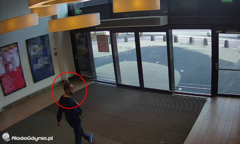 Policja poszukuje sprawców kradzieży 31.03.2020