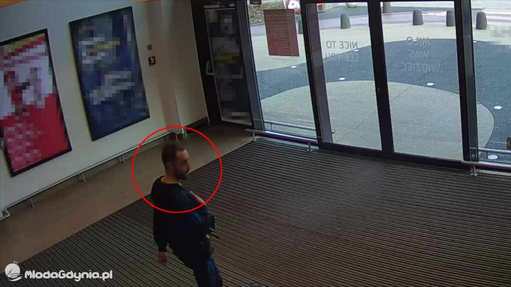 Policja poszukuje sprawców kradzieży 31.03.2020