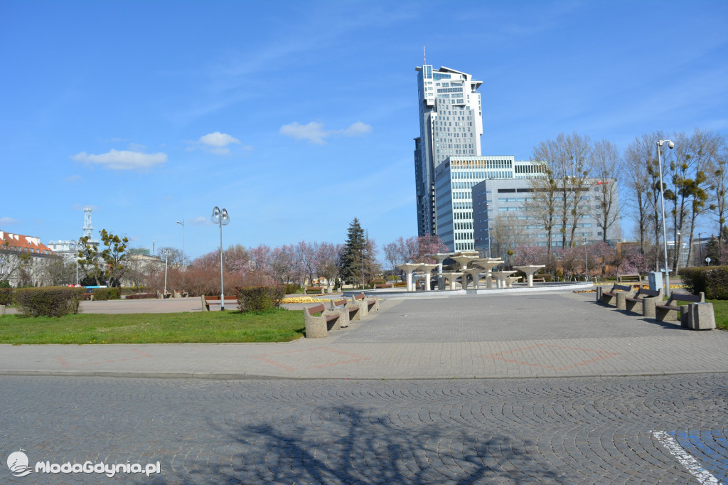 KM Policji Gdynia - Niedzielne działania na terenie Gdyni w związku z epidemią koronawirusa