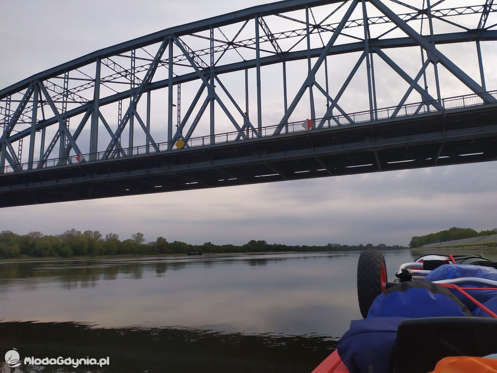 Szymon płynie dla Emila - 4 i 5 maja 2020