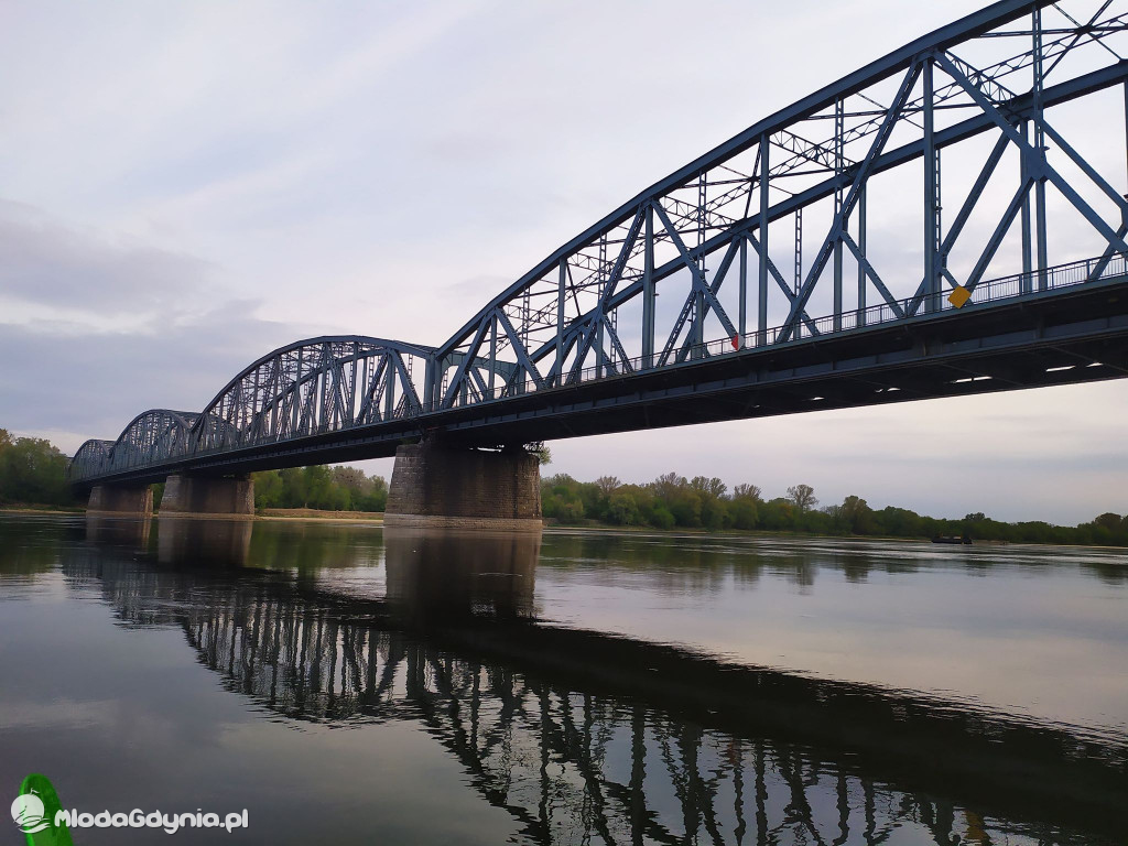 Szymon płynie dla Emila - 4 i 5 maja 2020