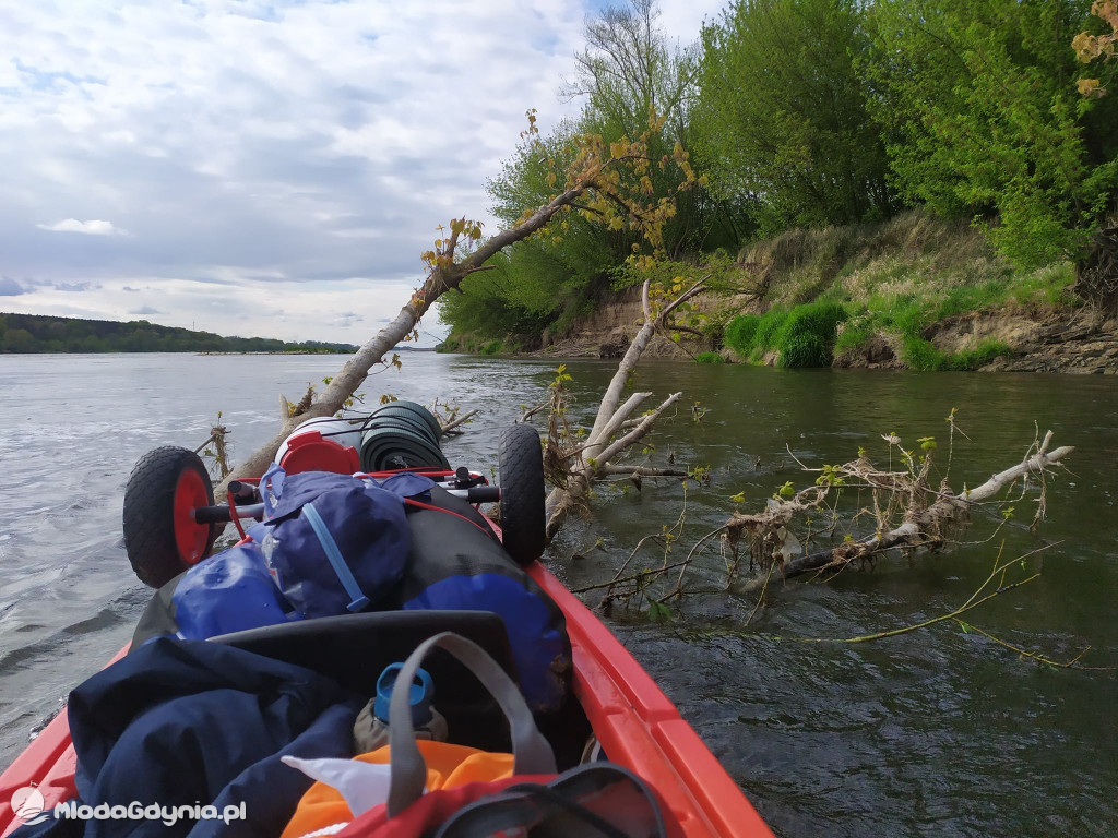 Szymon płynie dla Emila - 4 i 5 maja 2020