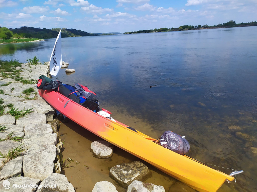 Szymon Machnowski płynia dla Emila 8 maja 2020
