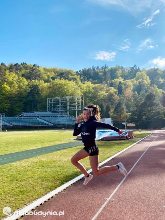 Młodzi sportowcy rozpoczynają treningi