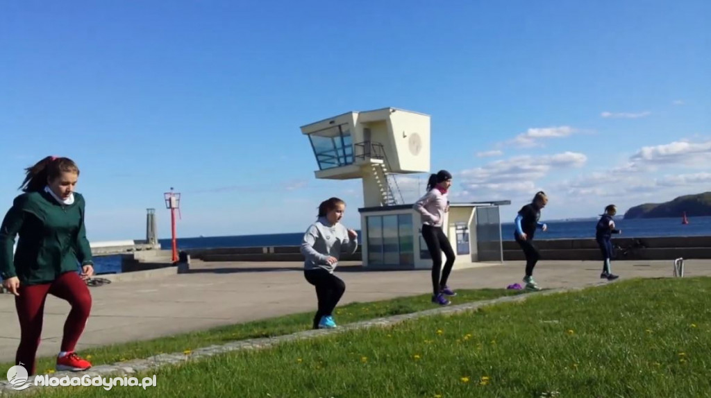 Młodzi sportowcy rozpoczynają treningi