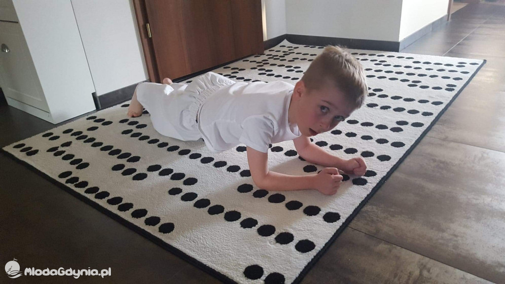 Młodzi sportowcy rozpoczynają treningi