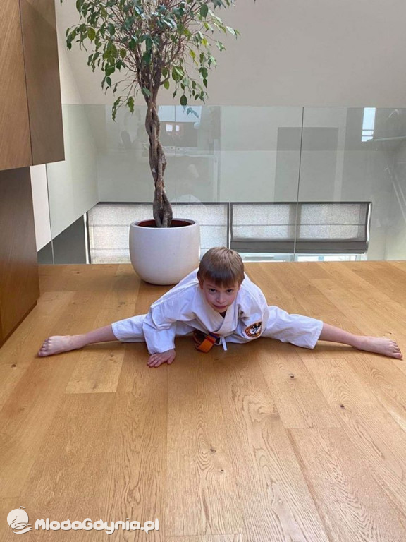 Młodzi sportowcy rozpoczynają treningi