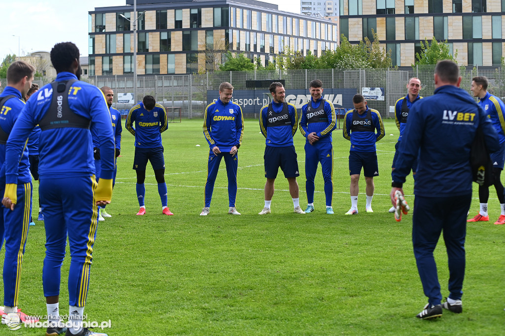 Arka Gdynia - Czwartek z podwójną dawką