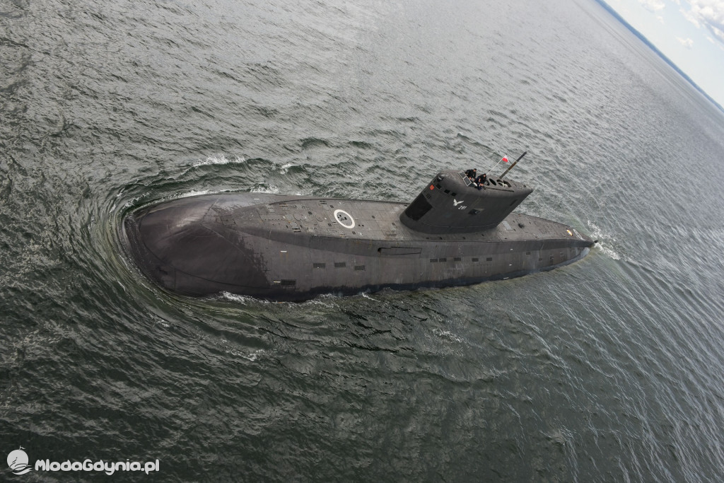 ORP Orzeł pod wodą