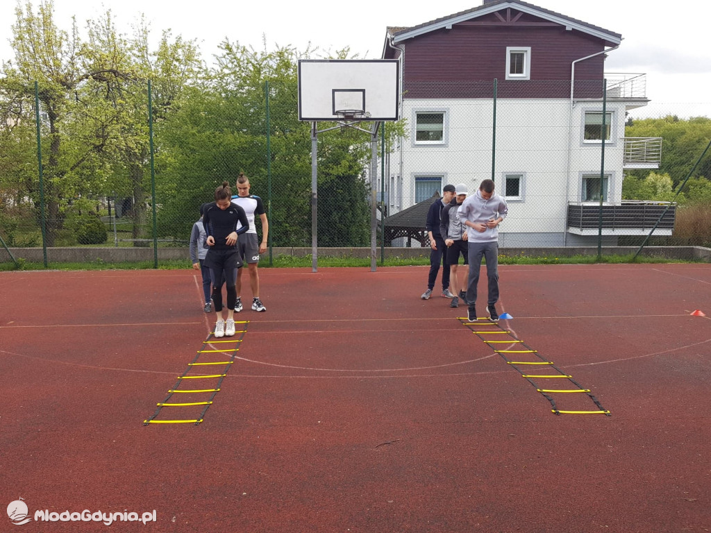 UKS 7 - Treningi online, na świeżym powietrzu