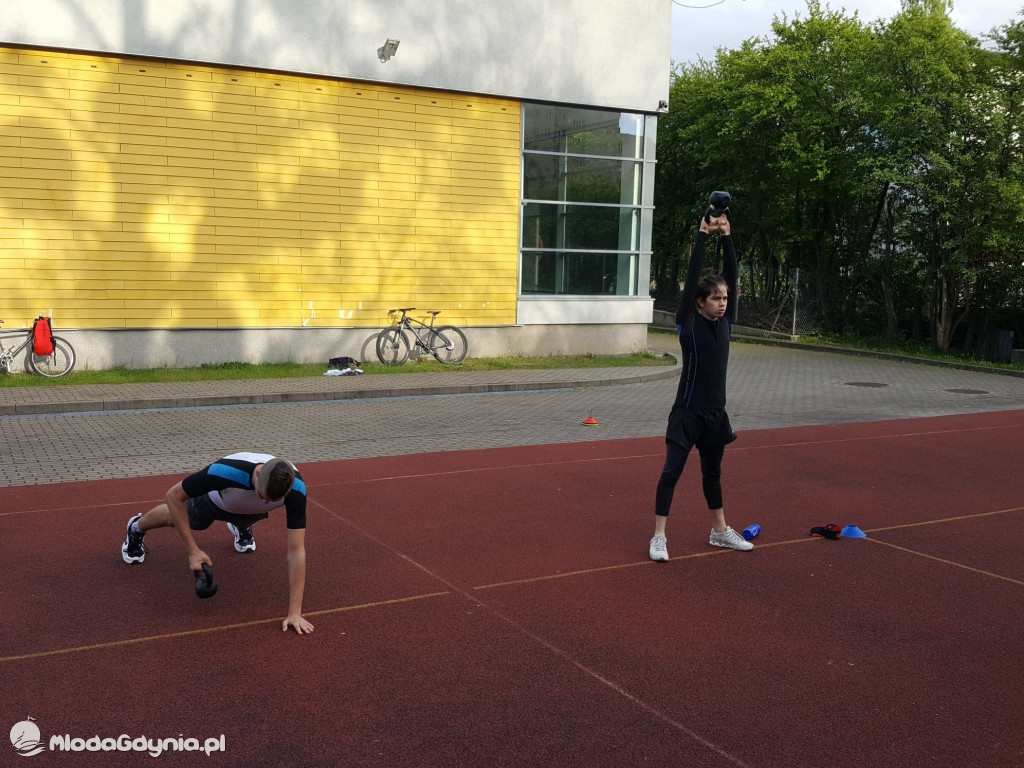 UKS 7 - Treningi online, na świeżym powietrzu