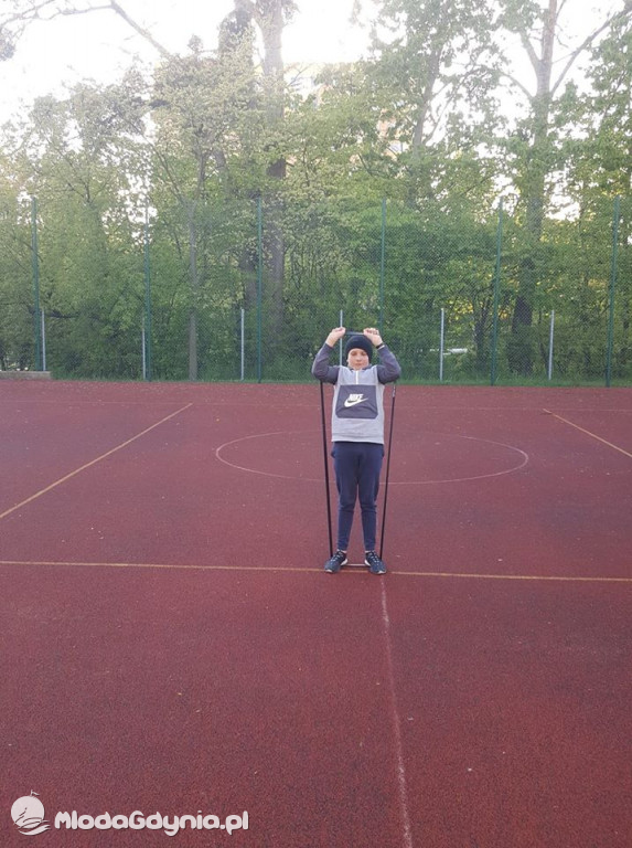 UKS 7 - Treningi online, na świeżym powietrzu