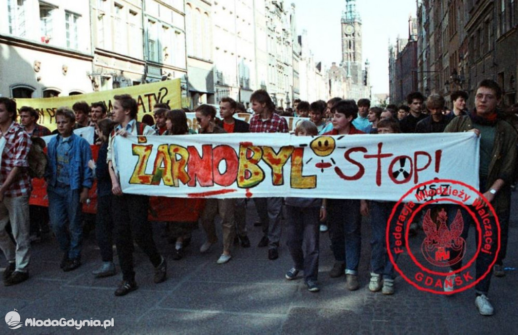 Żarnowiec grobowiec