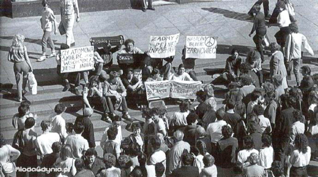 Żarnowiec grobowiec