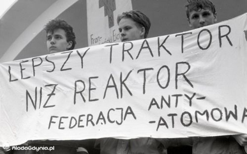 Żarnowiec grobowiec