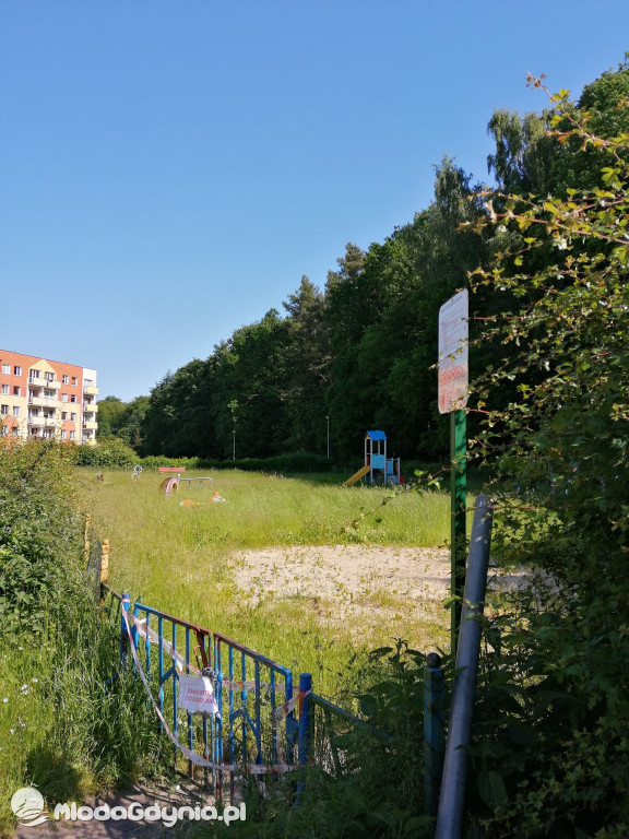 Na Witominie place zabaw zamknięte