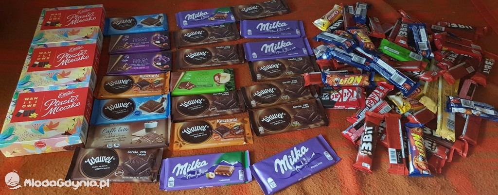 Podchorążowie osłodzili życie dzieciom