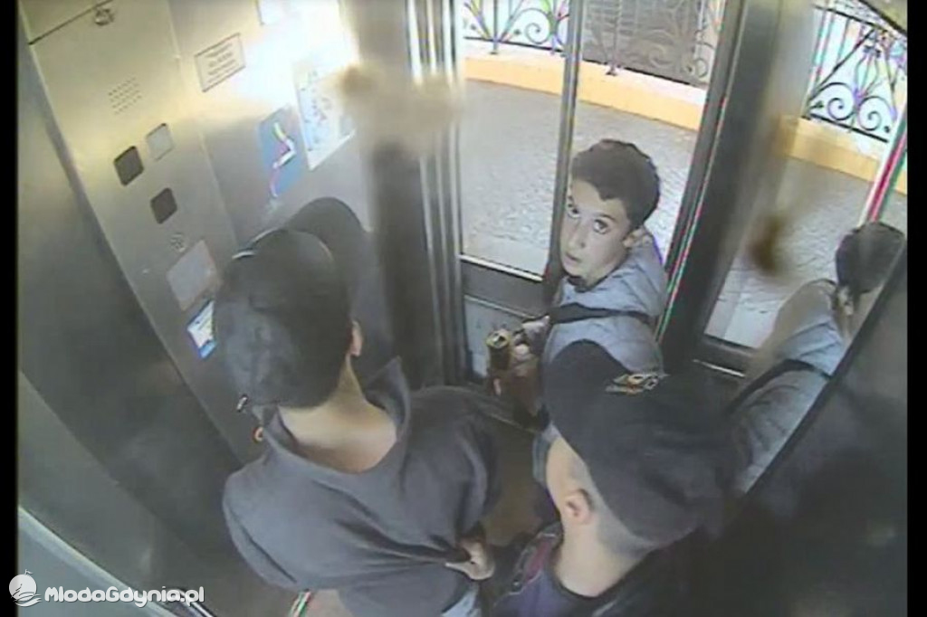 Zniszczenia windy w Sopocie na dworcu SKM