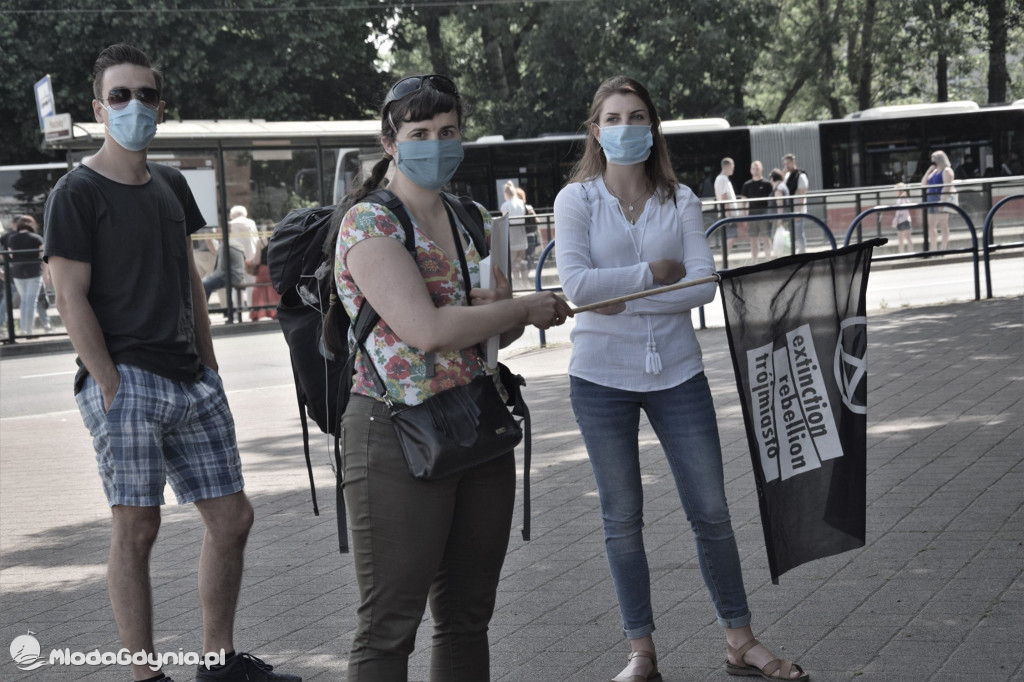 Młodzieżowy Strajk Klimatyczny u Pomorskiej Kurator Oświaty