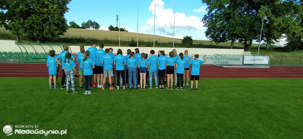 Klub Lekkoatletyczny Gdynia - Kolejny rok w koszulki zaopatruje klub niezastąpiona firma Haftmarket