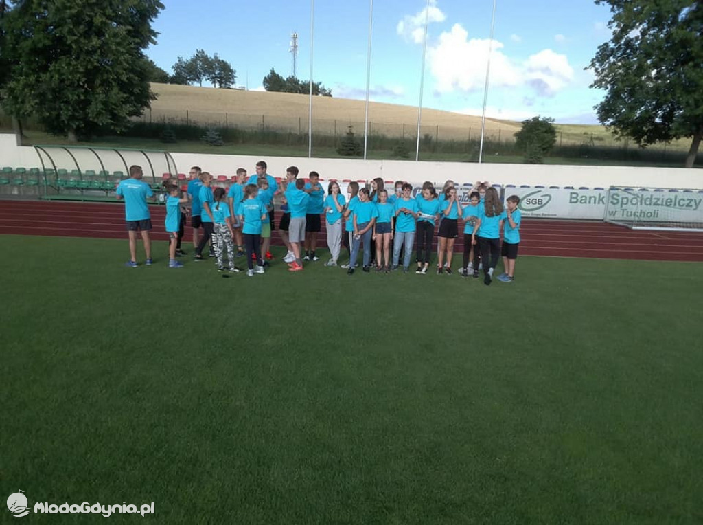 Klub Lekkoatletyczny Gdynia - Kolejny rok w koszulki zaopatruje klub niezastąpiona firma Haftmarket