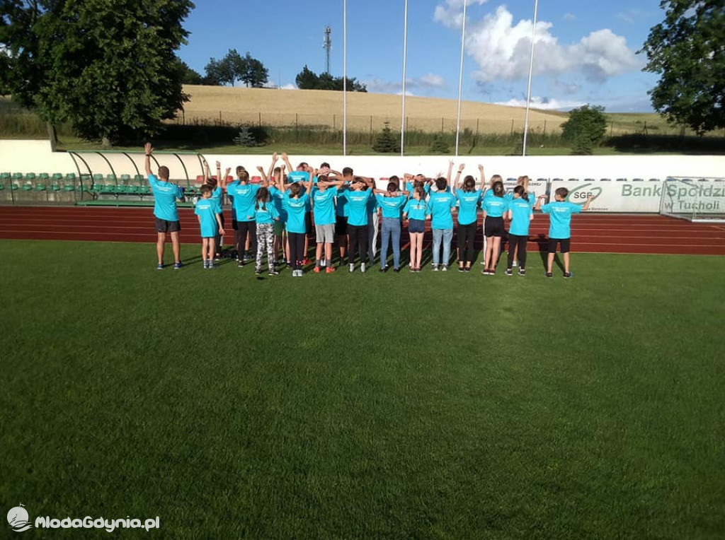 Klub Lekkoatletyczny Gdynia - Kolejny rok w koszulki zaopatruje klub niezastąpiona firma Haftmarket