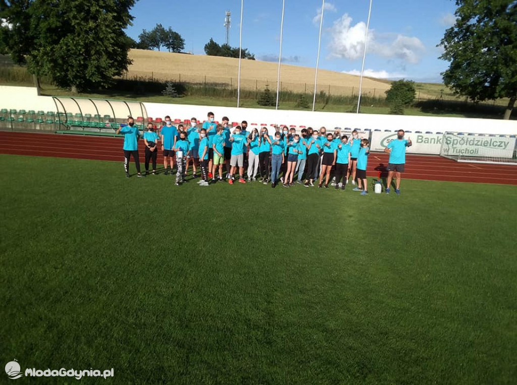 Klub Lekkoatletyczny Gdynia - Kolejny rok w koszulki zaopatruje klub niezastąpiona firma Haftmarket