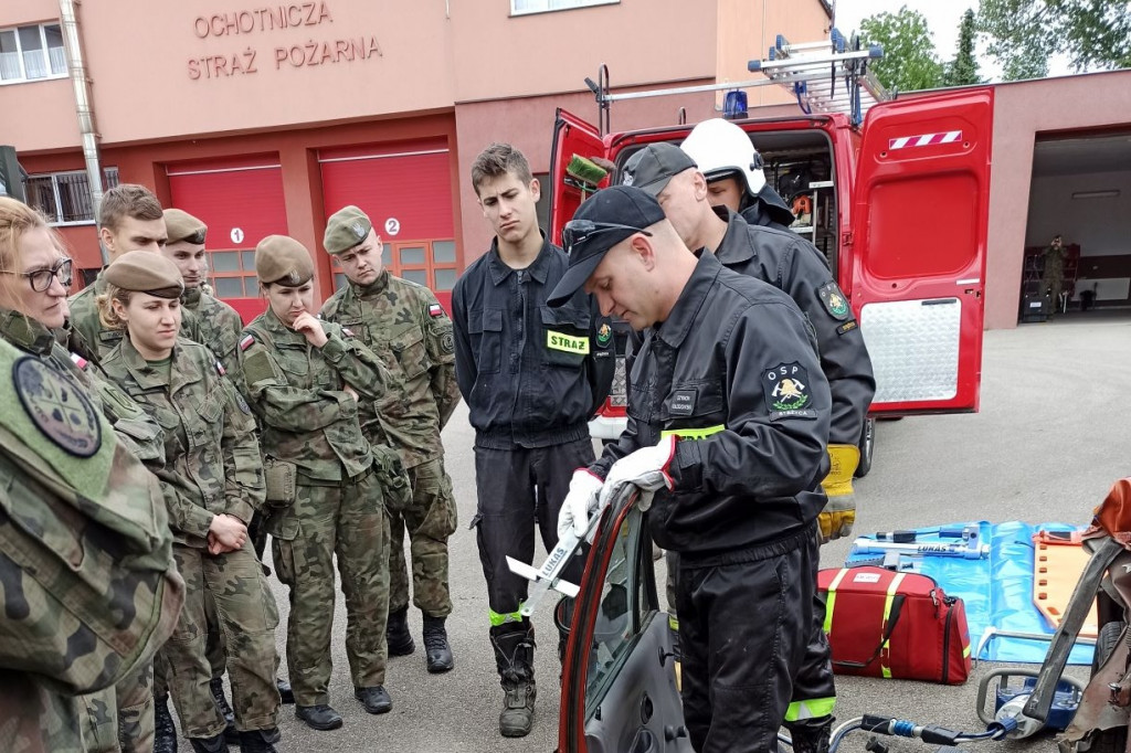 Terytorialsi wraz ze Strażą Pożarną szkolili się jak wspólnie przeciwdziałać sytuacjom kryzysowym