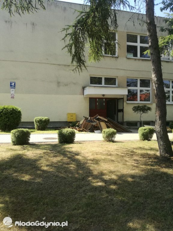 SP 12 - początek termomodernizacji