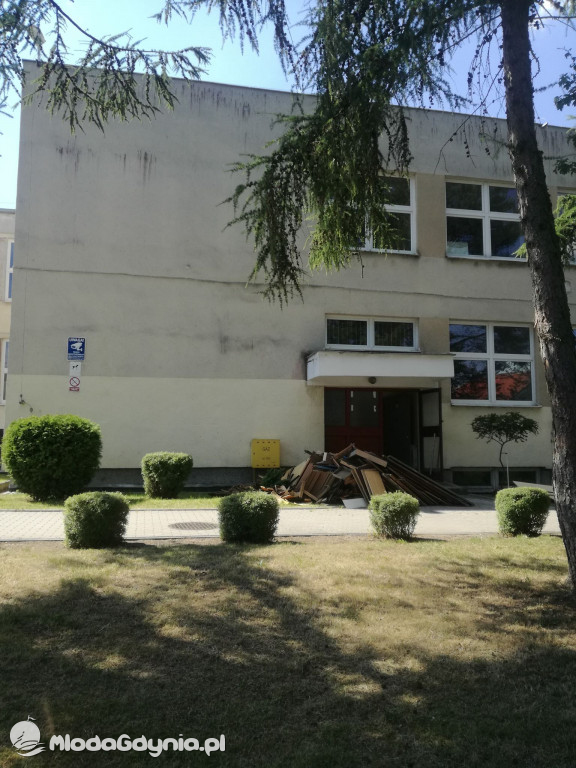 SP 12 - początek termomodernizacji