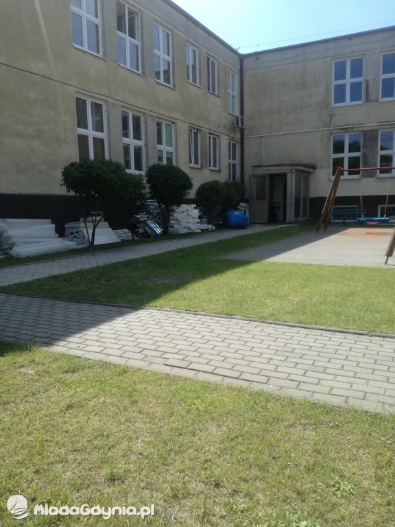 SP 12 - początek termomodernizacji