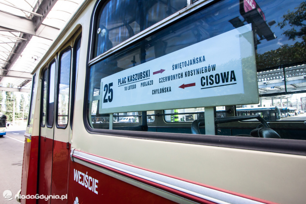 70 lat minęło - jubileusz gdyńskiej linii 25