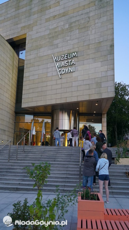 Nocni pływacy - Pociąg do Miasta 2020