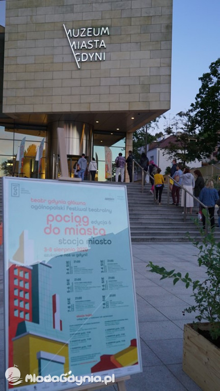 Nocni pływacy - Pociąg do Miasta 2020
