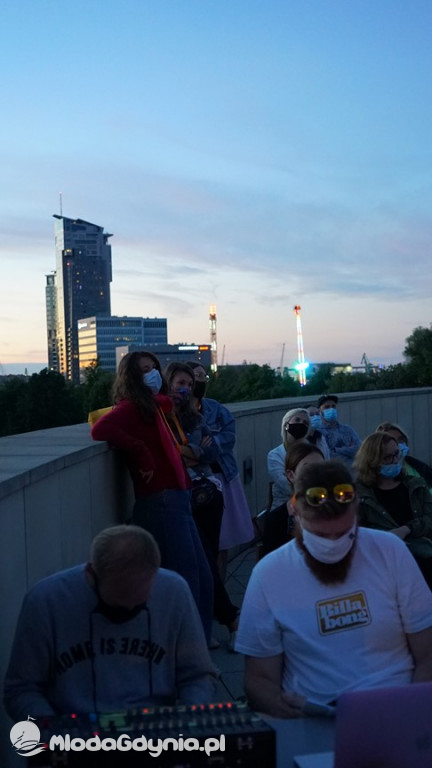 Nocni pływacy - Pociąg do Miasta 2020